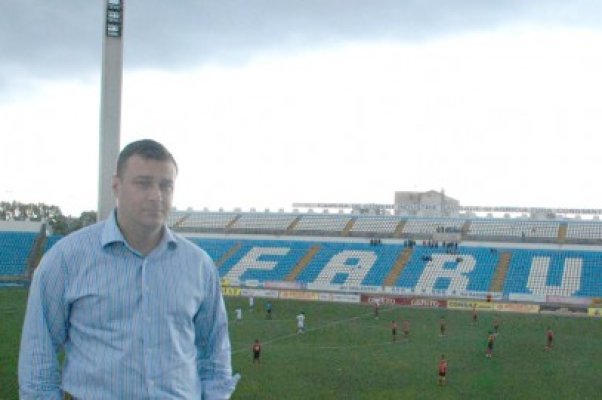 Candidatul PDL la Şefia CJC vrea să demoleze Stadionul Farul